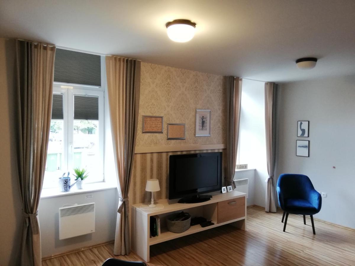 Apartment Nobl Plac เซเลีย ภายนอก รูปภาพ