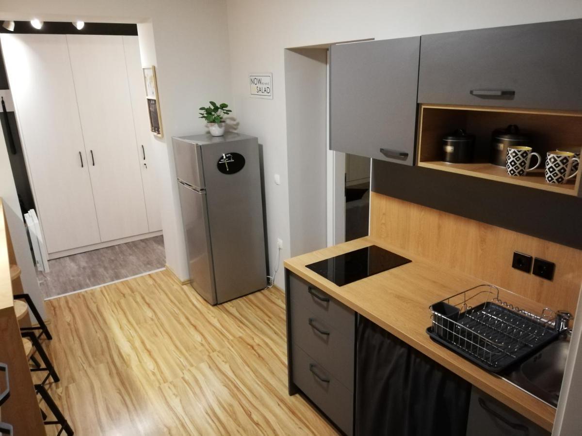 Apartment Nobl Plac เซเลีย ภายนอก รูปภาพ